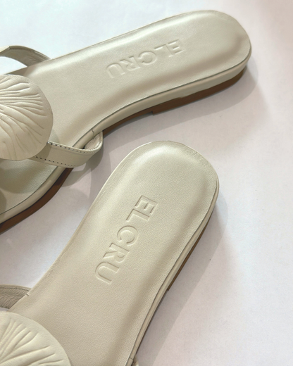 [Pre-Order] Gumamela Flats (Sangria, Noir, Shell White)